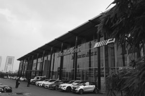 中華華策奔馳店蕭山1號(hào)店